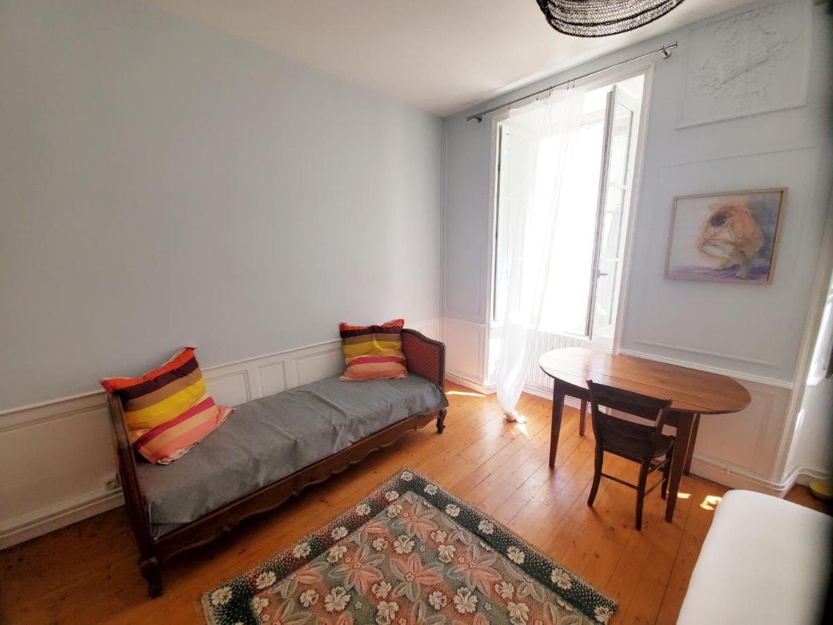 La Maison De Ville 76M2 Avec Terrasse De 22M2 Λα Ροσέλ Εξωτερικό φωτογραφία
